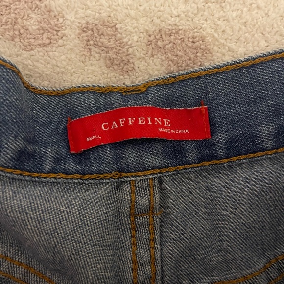 Caffeine Jean shorts - Picture 2 of 3